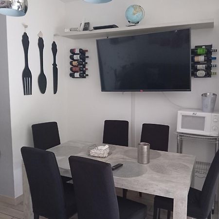 Apartament Pomezia Centro Zewnętrze zdjęcie